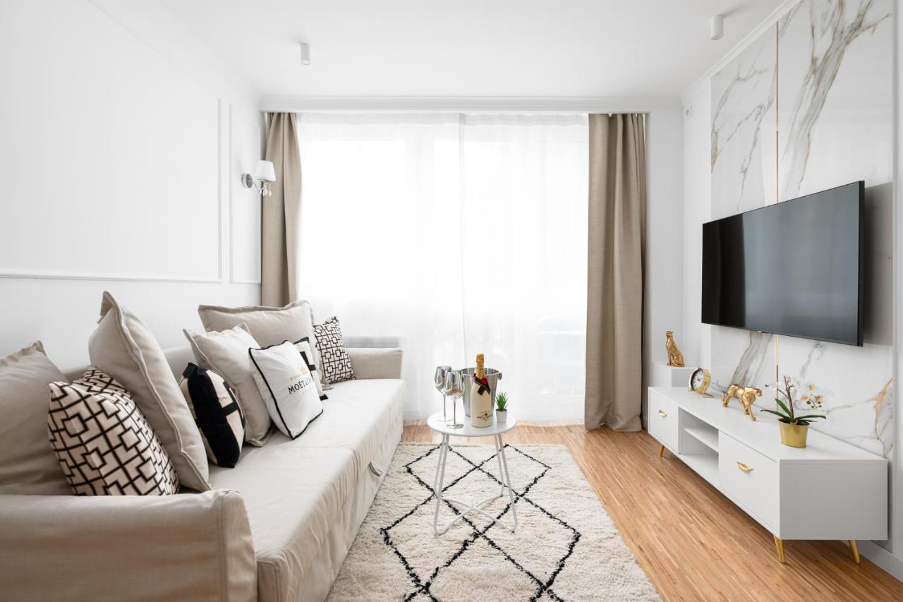 Glam & Modern By Cooee Apartments Varsóvia Exterior foto