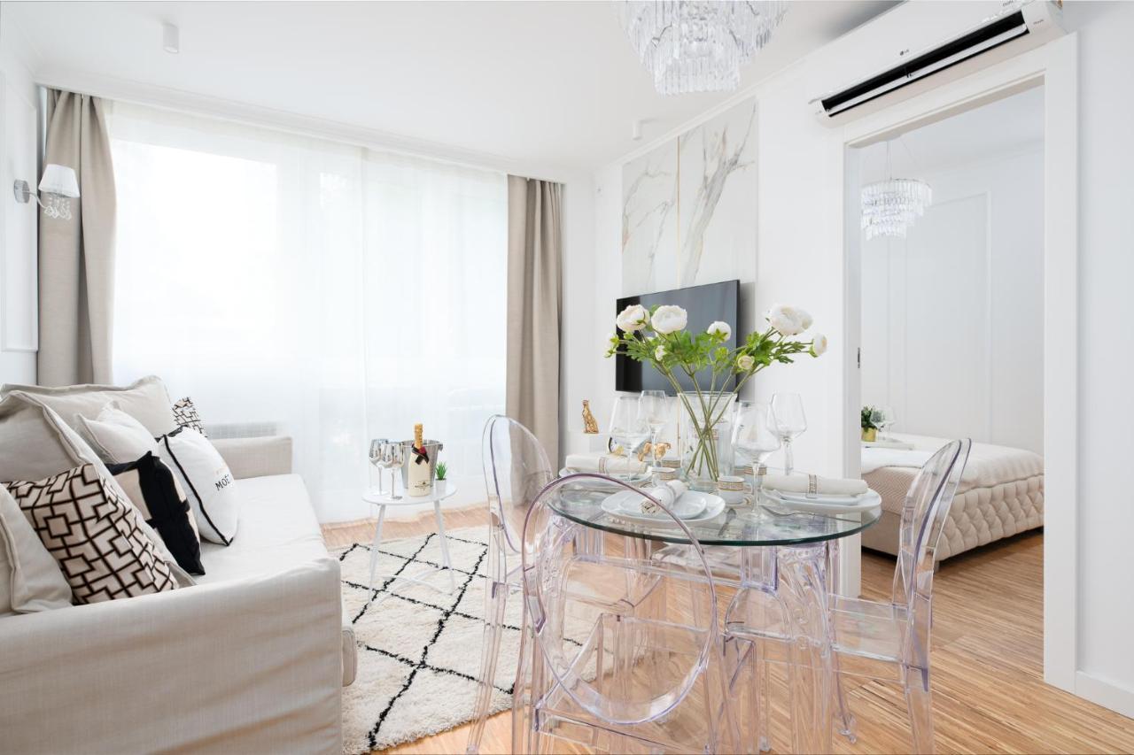 Glam & Modern By Cooee Apartments Varsóvia Exterior foto